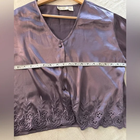 Vintage Victorias Secret Elegant “Satin”Pajama Set in Mauve Size Medium - Picture 6 of 11